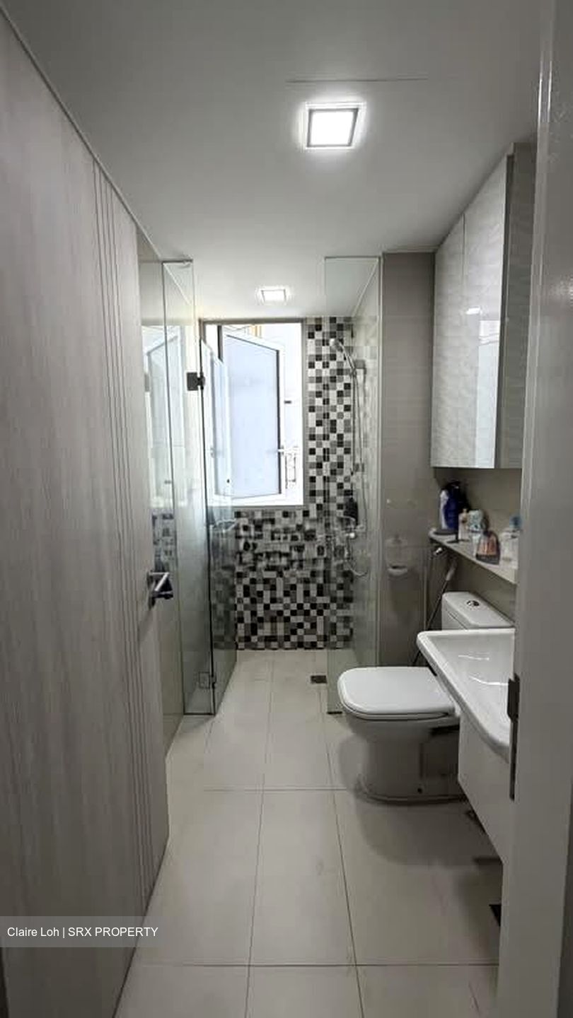 Sea Esta (D18), Condominium #568609711